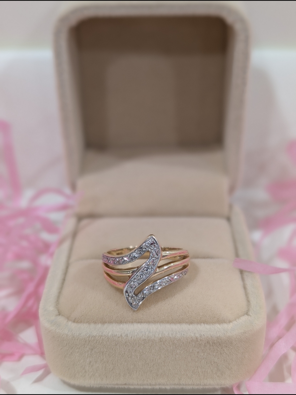 Vintage 10K Two Tone Gold Swirl Ring Size 7.25 Vintage Style 3.2g